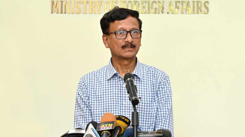 রাখাইনে মানবিক সহায়তায় শর্তসাপেক্ষে করিডোর দিতে রাজি সরকার